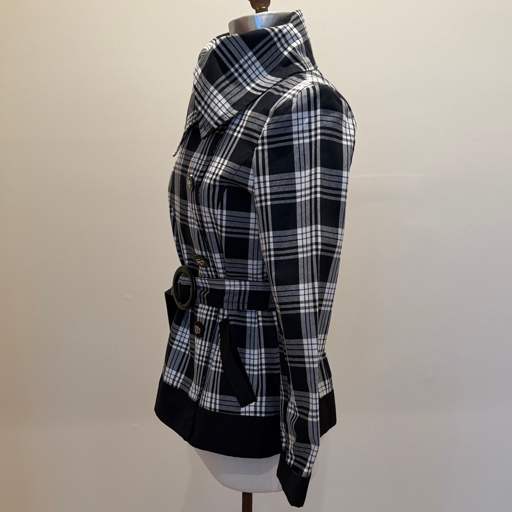 Guess Black and White Plaid Coat with Belt - Picture 2 of 8